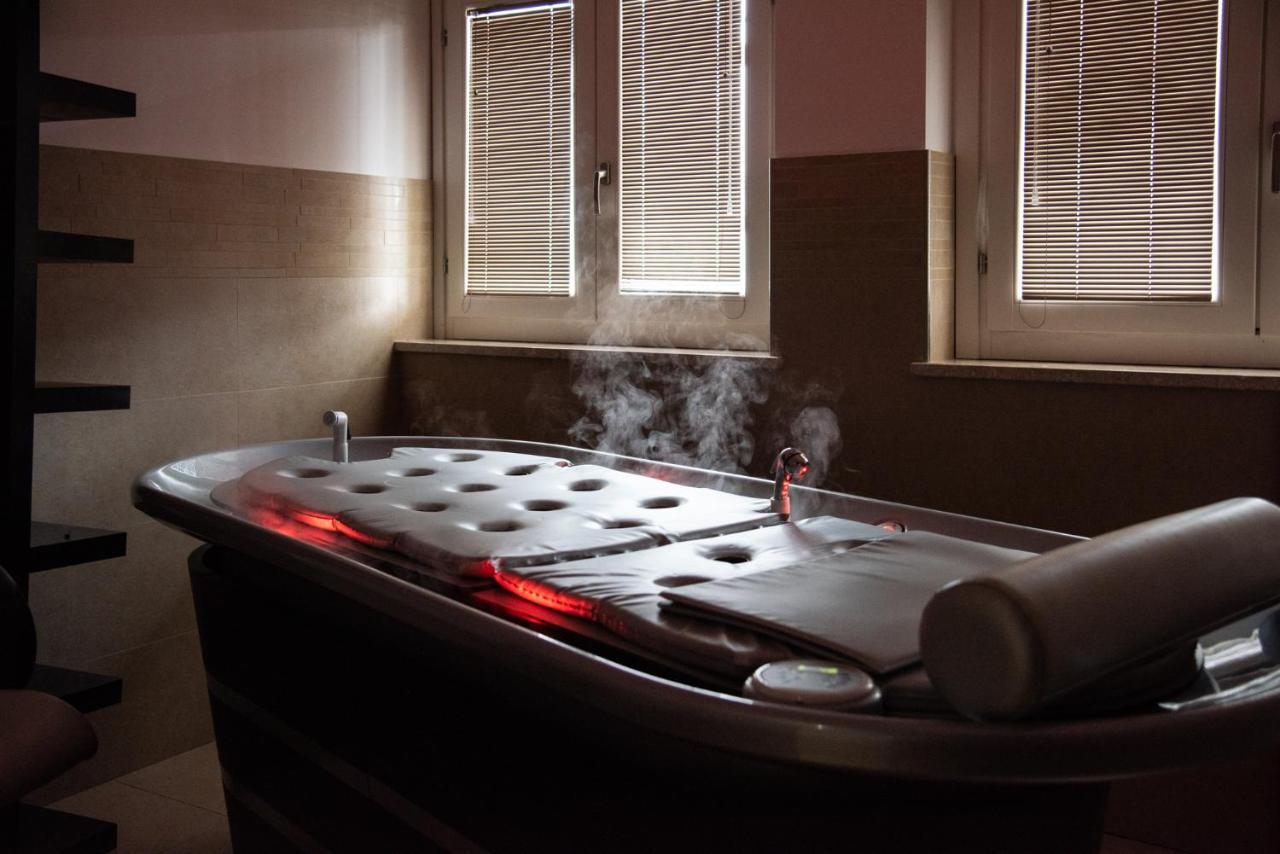 Hotel Ansharius - Adults Only รอกการาโซ ภายนอก รูปภาพ